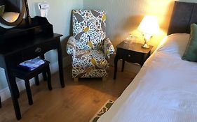 The Horseshoe & Castle